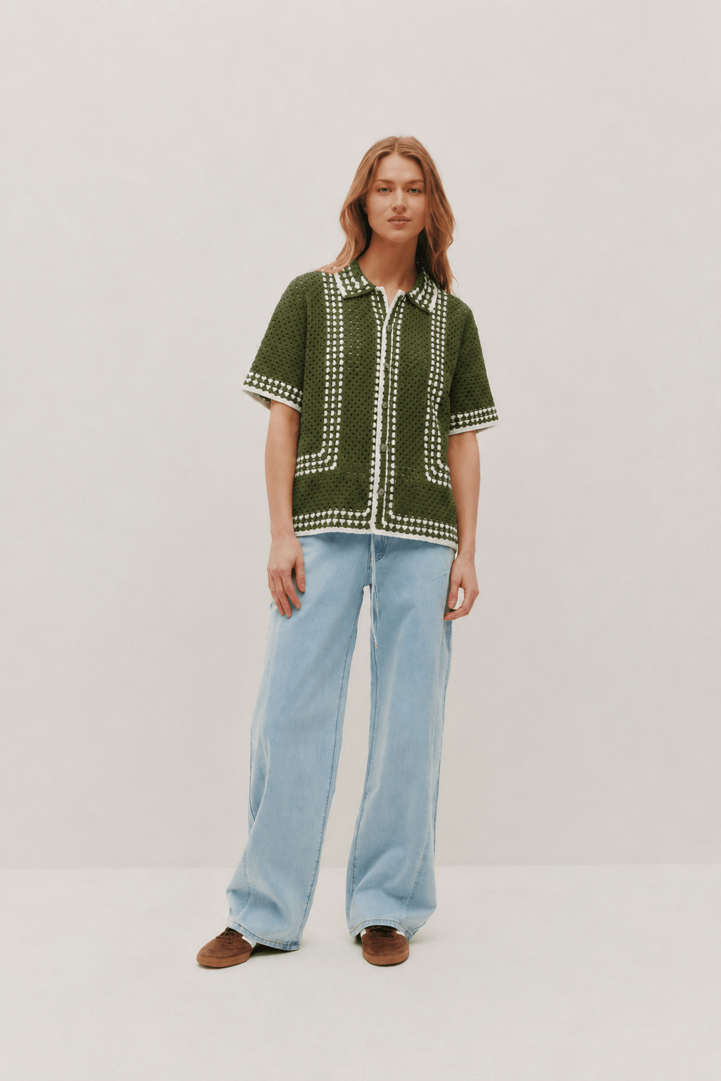 Chemise au tricot ou au crochet