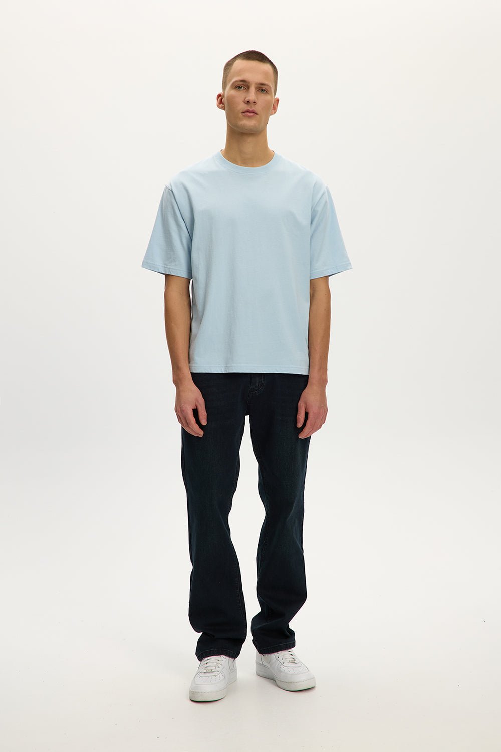 Eazy Box Tee
