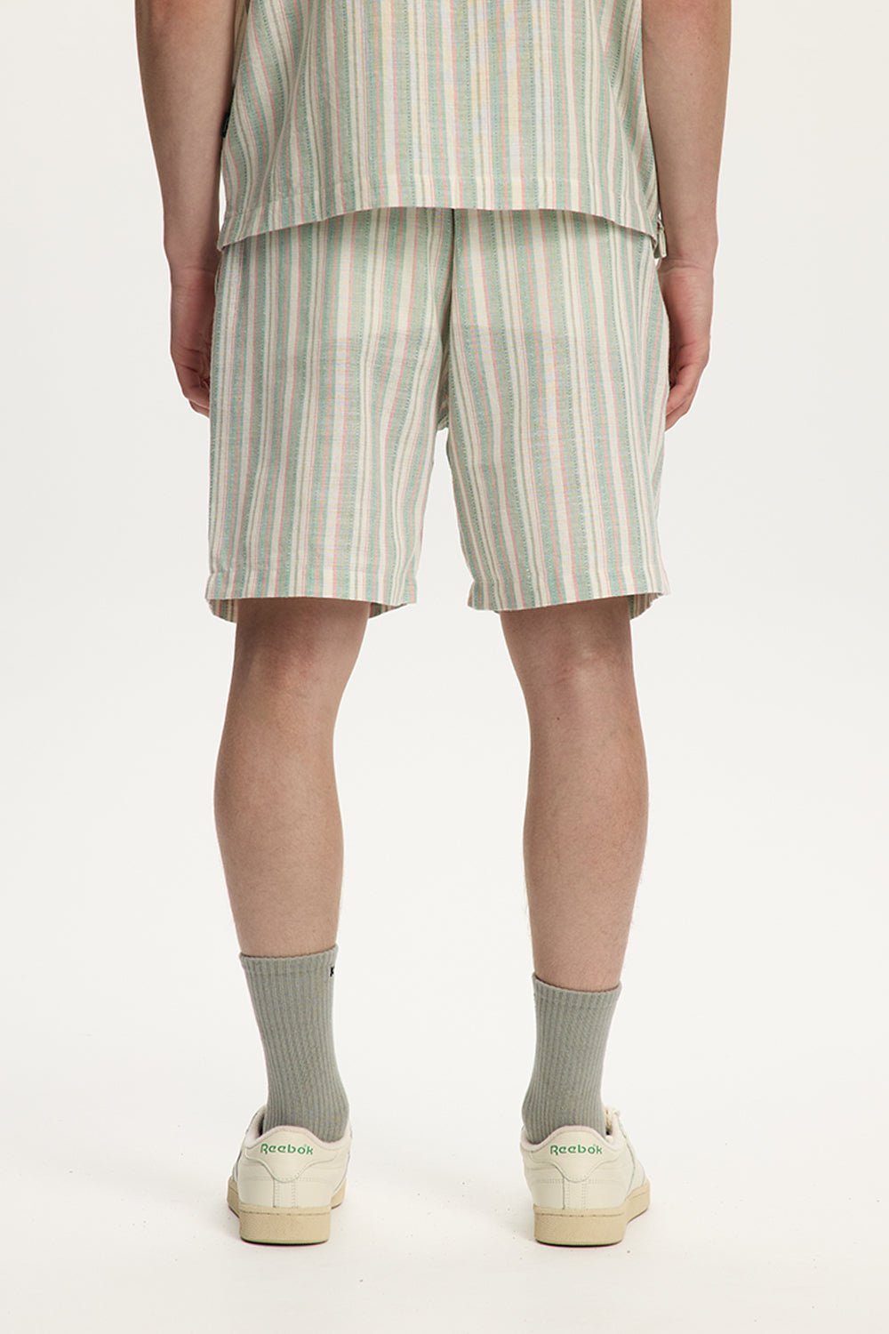 Short rayé en lin