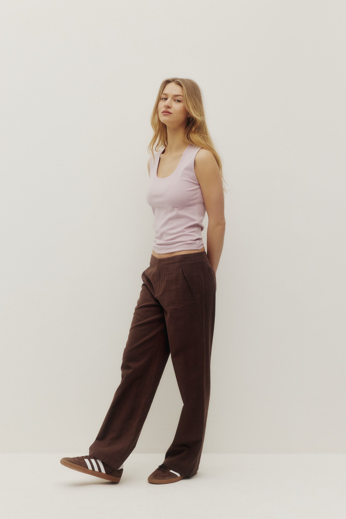 Rosie Low-Rise Linen Pants