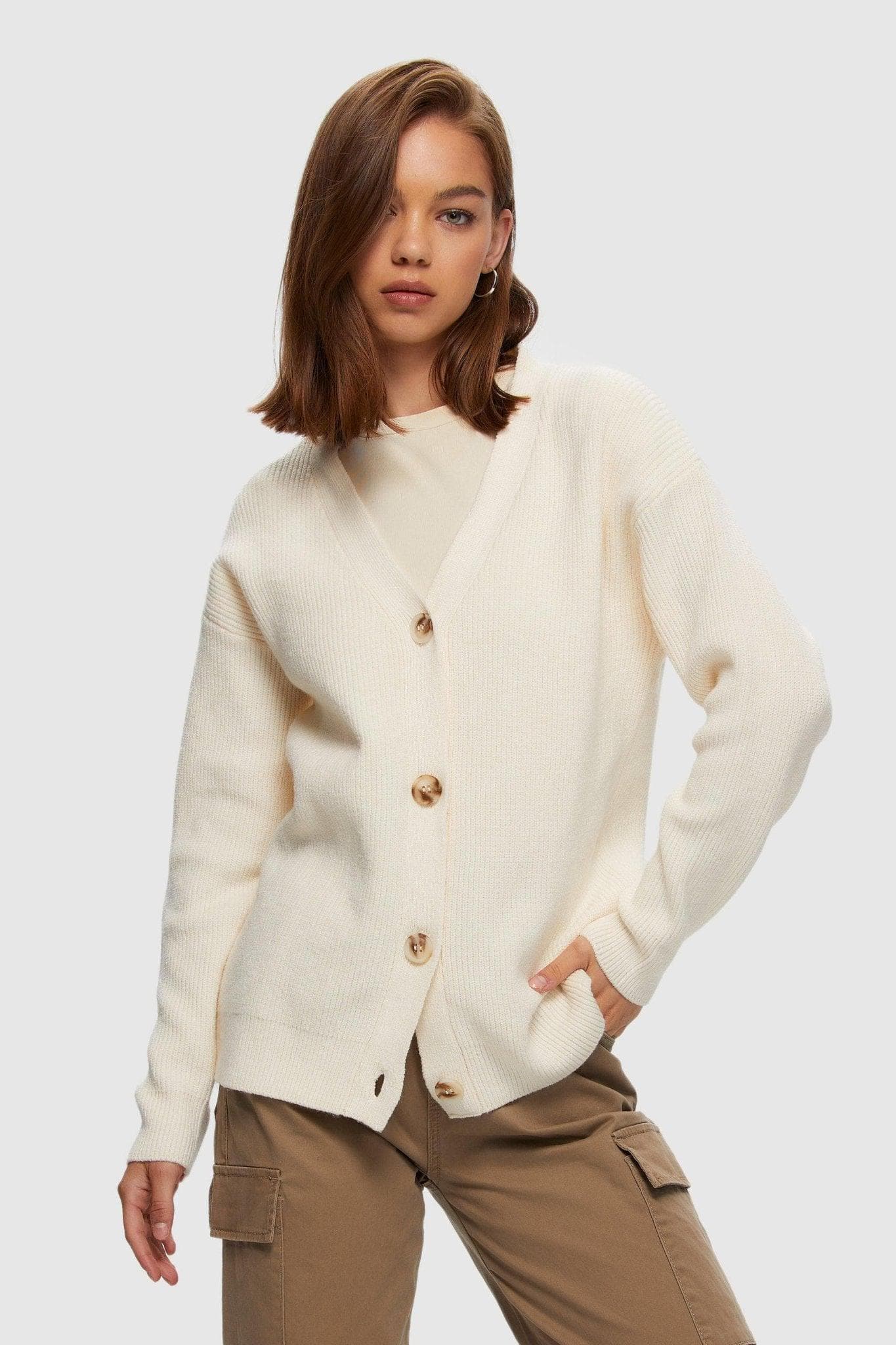 Cream shop wool cardigan