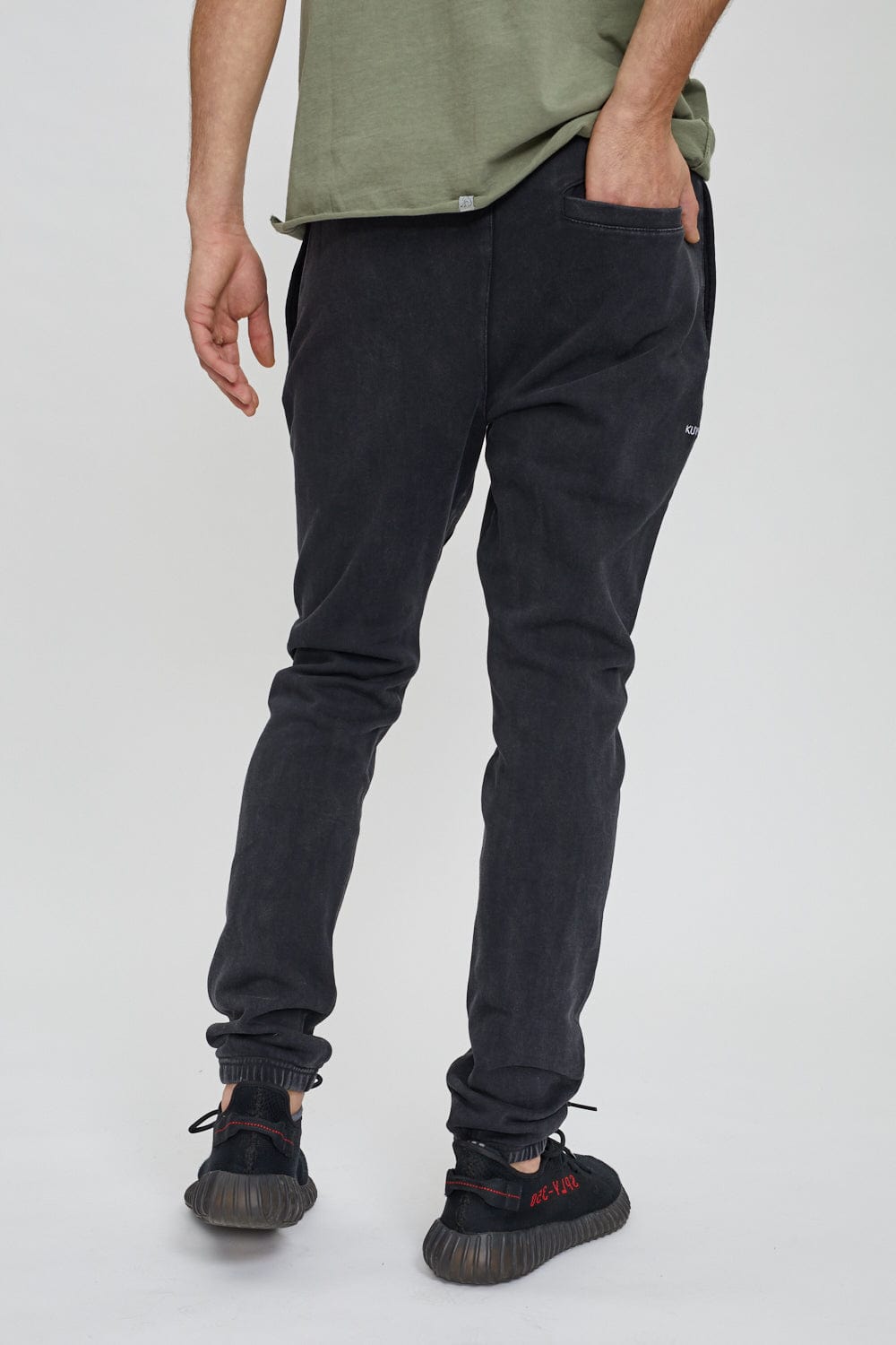 Essential Sweatpant