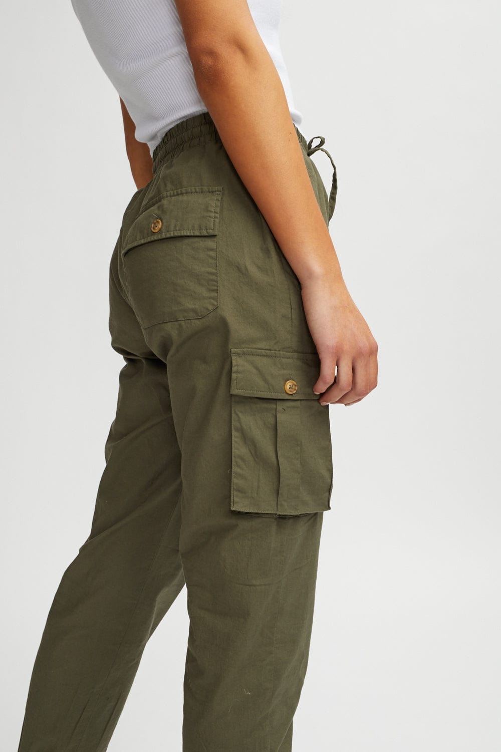 Pantalon effet lin poche cargo