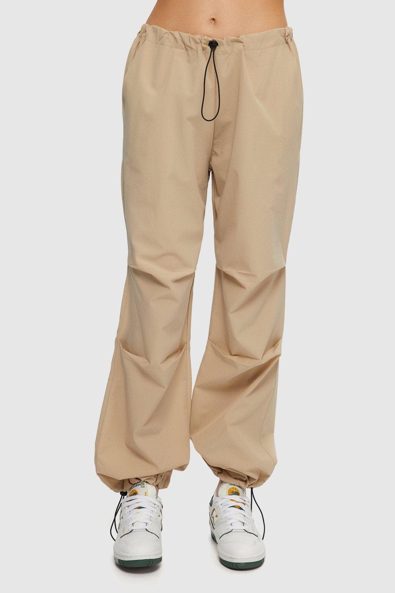 Low Cut Baggy Parachute Pant