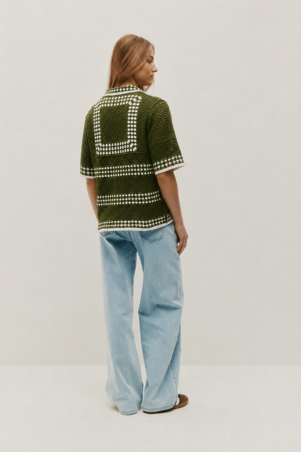 Chemise au tricot ou au crochet