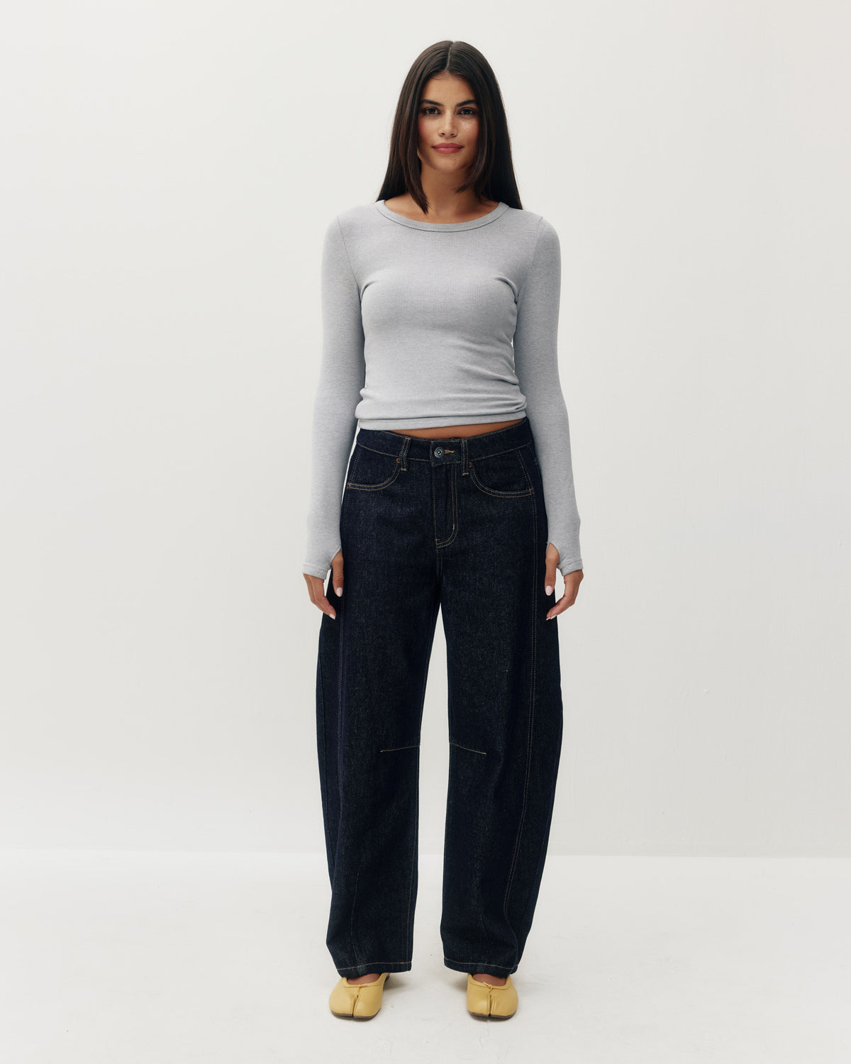 Jacqueline Barrel Leg