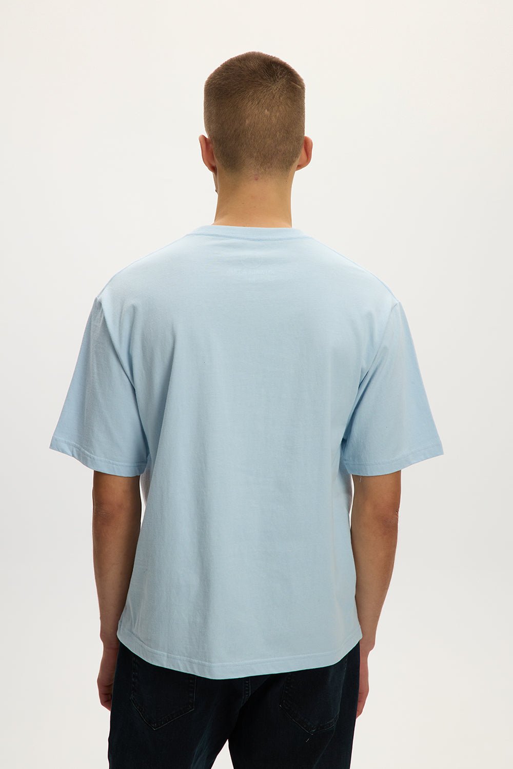 Eazy Box Tee