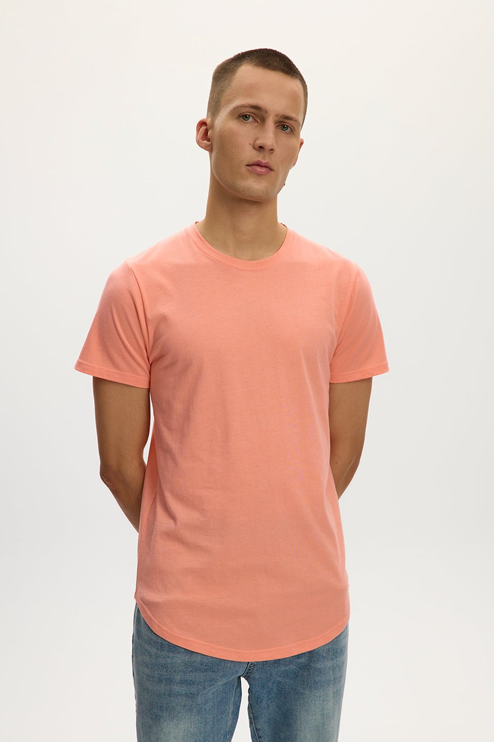 Eazy Scoop Tee