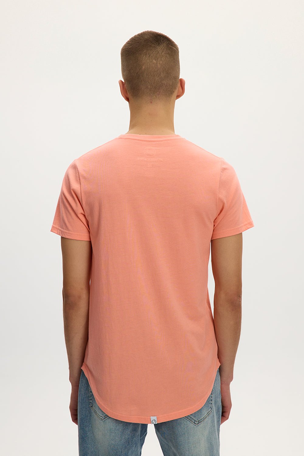 Eazy Scoop Tee