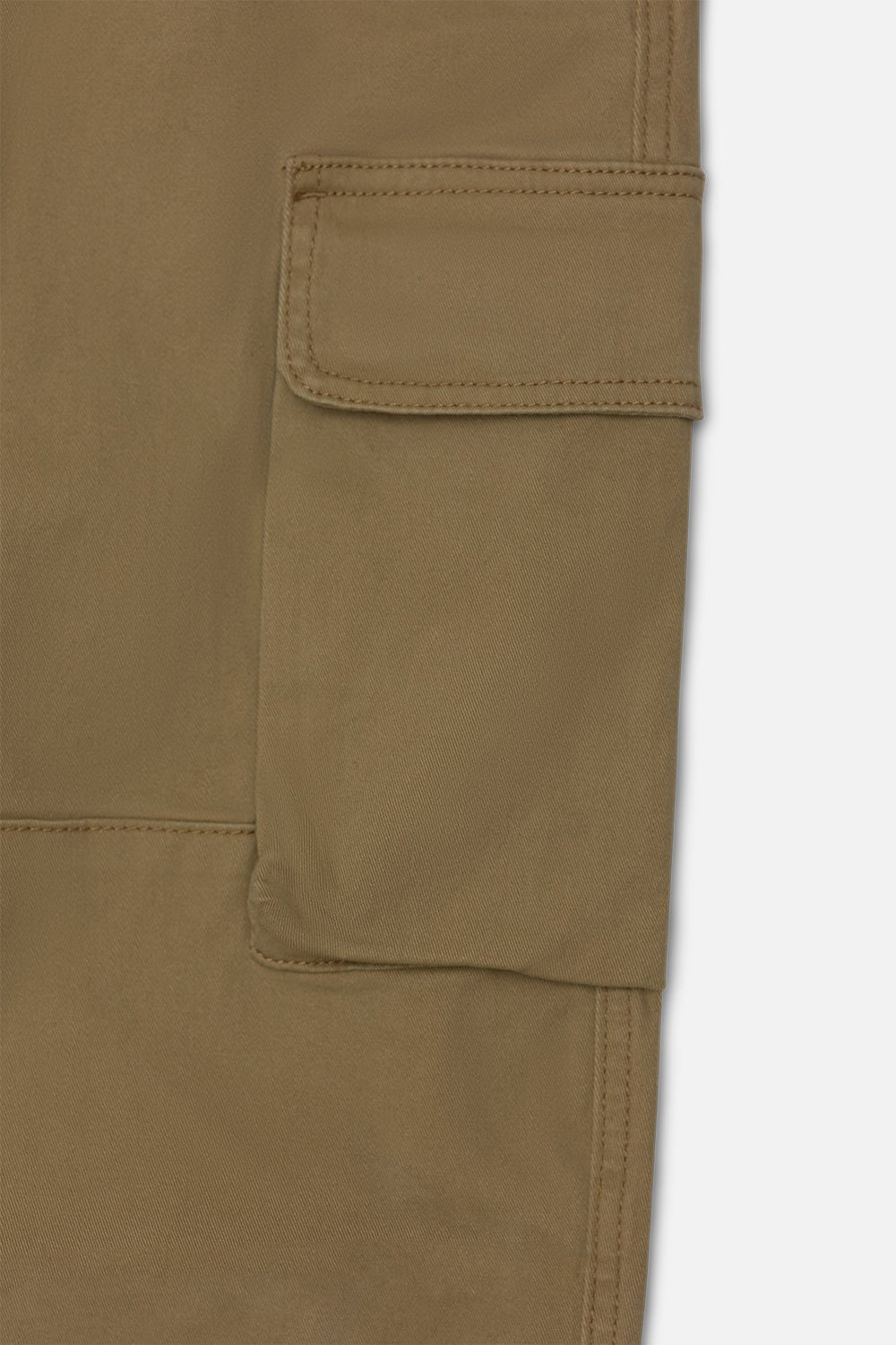 Tapered Cargo Pant