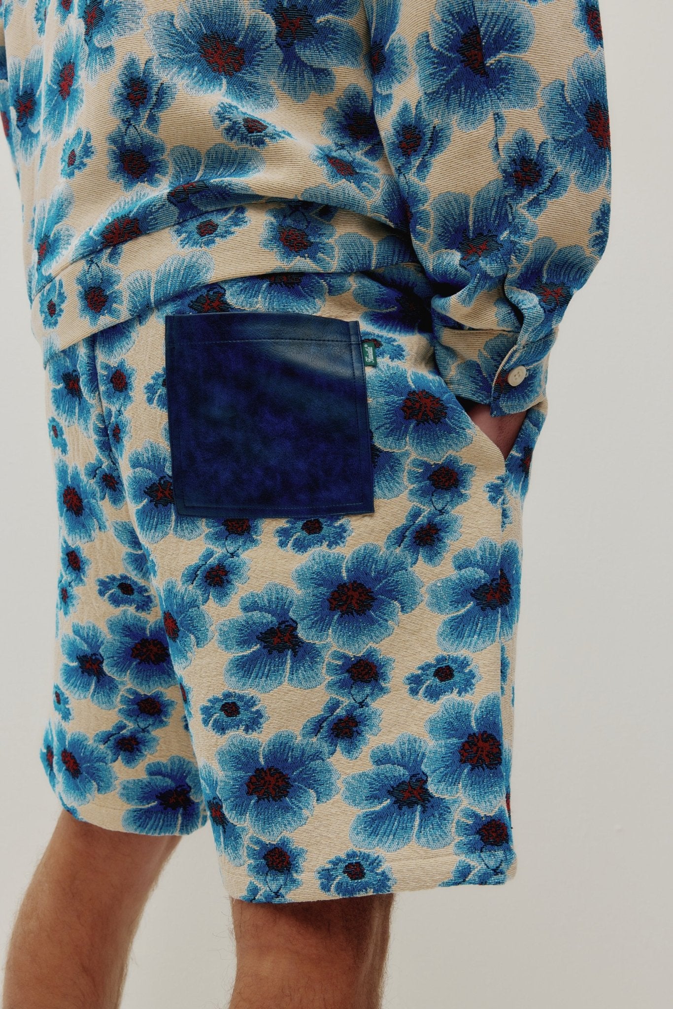 Shorts en tapisserie