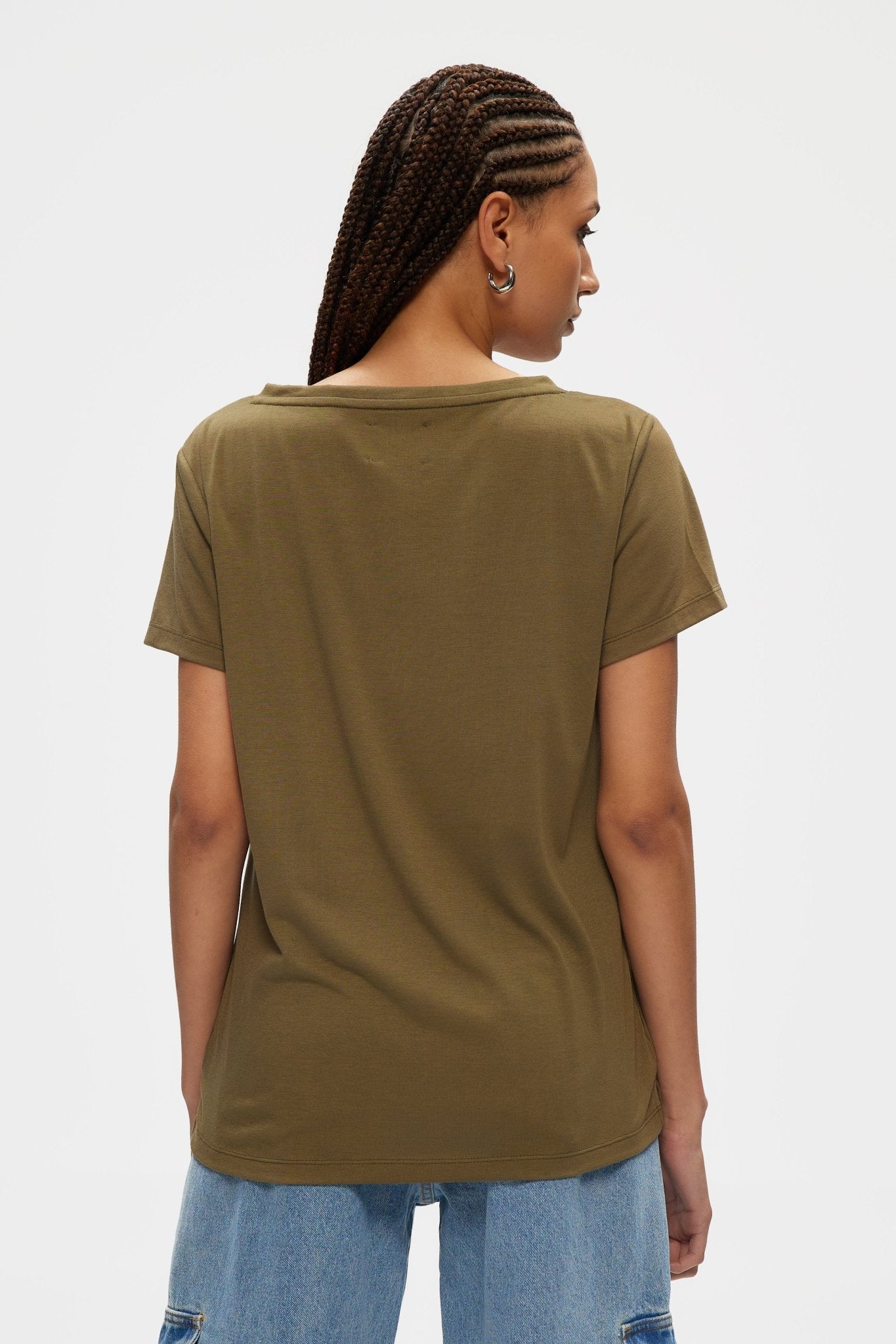 Essential V-Neck Tee