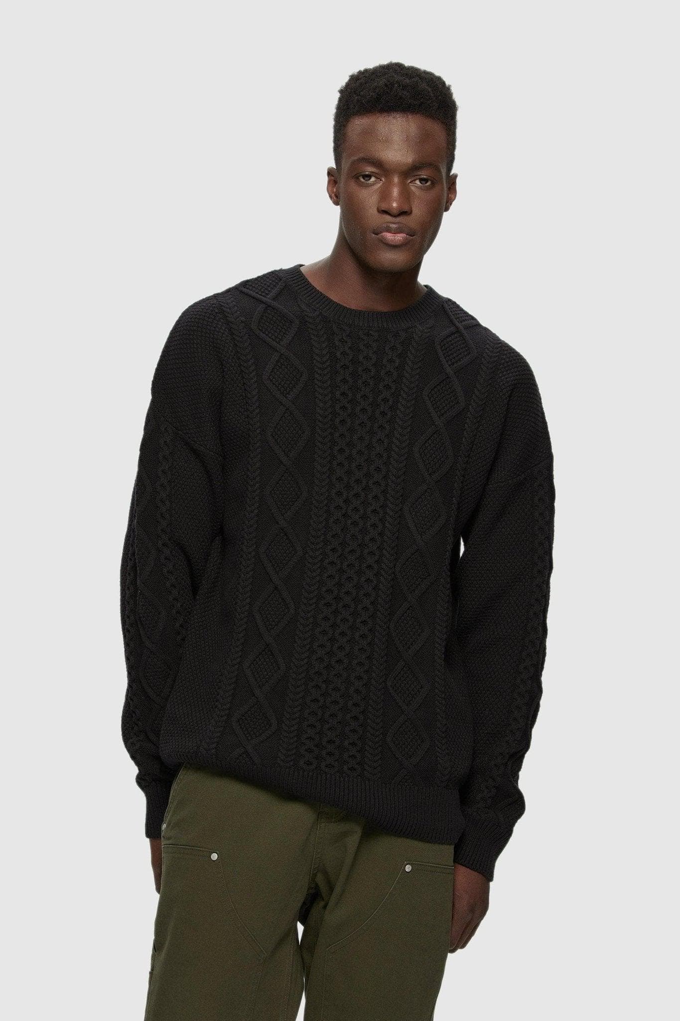 Cable Knit Sweater Black⎟KUWALLA TEE