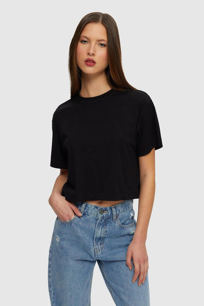 Getting Back To Square One cropped T-shirt  Black crop tee, Crop shirt, Black  crop tops